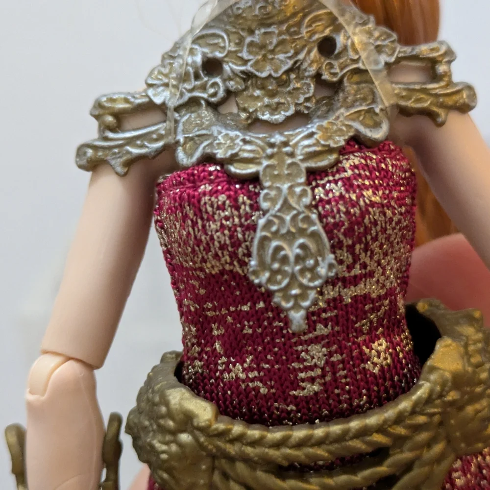 Ever After High Dragon Games Holly O’Hair Doll